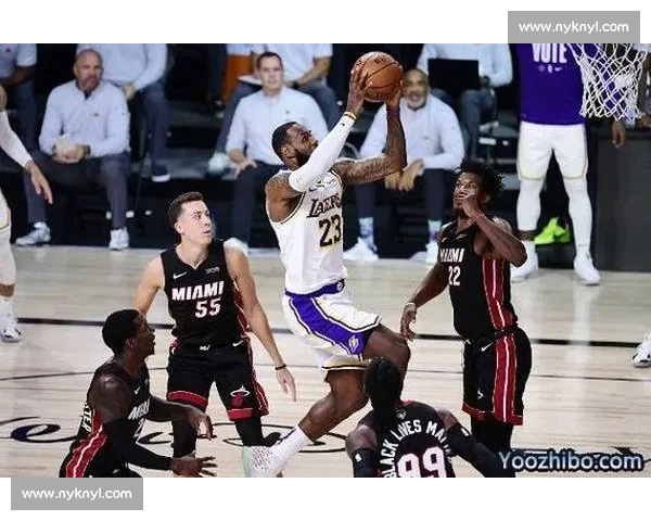 2020NBA总决赛G3经典回放:湖人对热火攻防拉锯与关键瞬间全解析 2020NBA总决赛G3经典回放:湖人对热火攻防拉锯与关键瞬间全解析